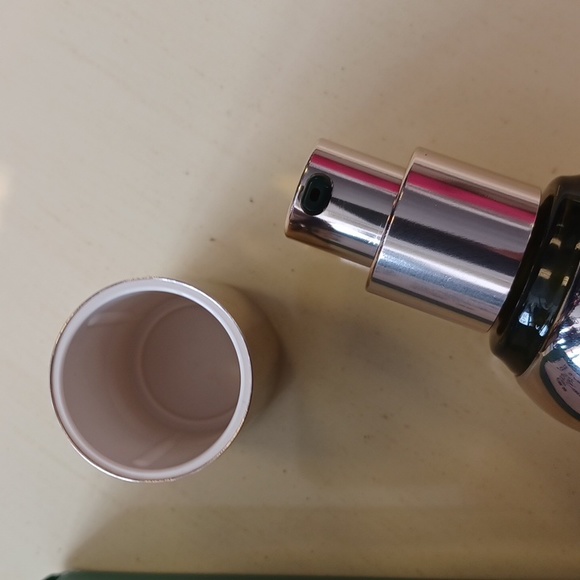 LA MER The Regenerating Serum - 1 fl oz NEW - Picture 5 of 5